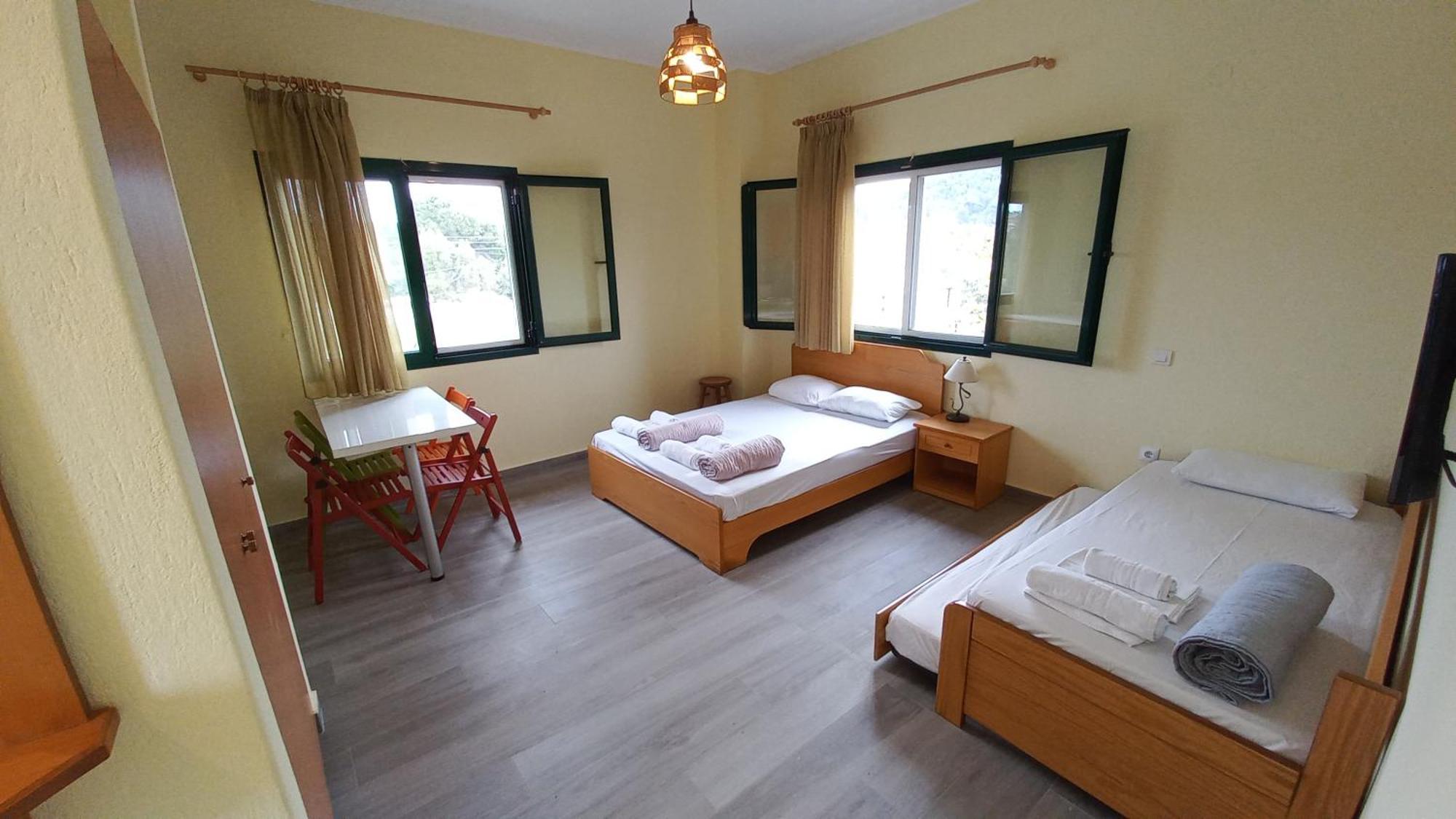 Sapfo Beach Studios Nikiti  Buitenkant foto