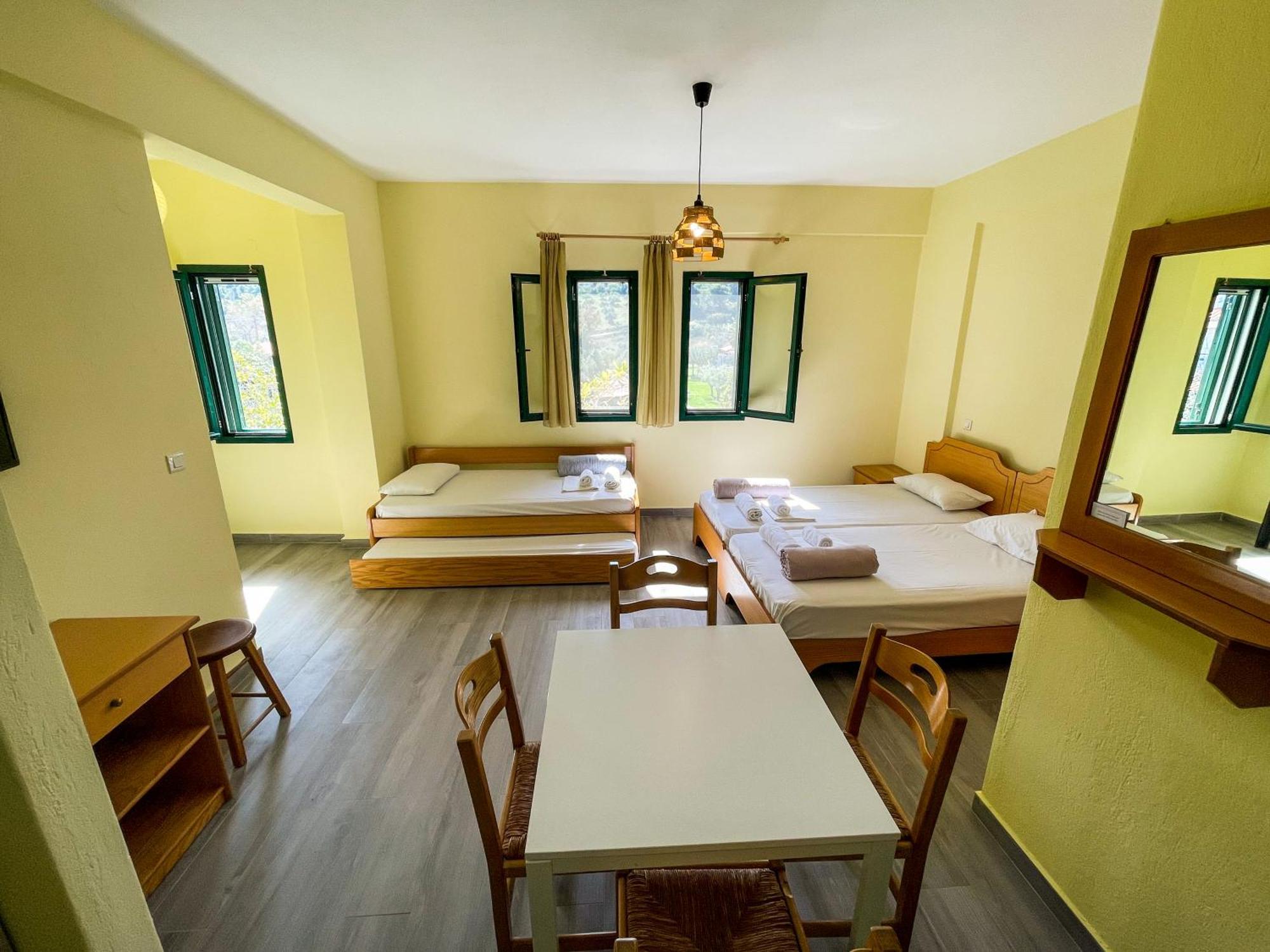 Sapfo Beach Studios Nikiti  Buitenkant foto